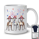 Trois chiens Whippet avec des lunettes de drapeau des États-Unis, cool feux d'artifice du 4 juillet drapeau des États-Unis, T-shirt patriotique