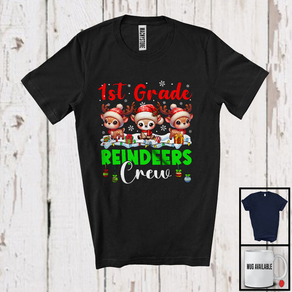 MacnyStore - 1st Grade Reindeers Crew; Adorable Christmas Three Dancing Reindeers; Students Teacher Group T-Shirt