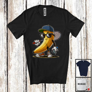 MacnyStore - Banana Sunglasses Playing Badminton, Humorous Fruit Lover Badminton Player Sport Team T-Shirt