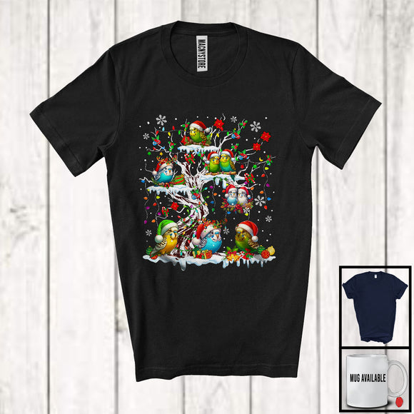 MacnyStore - Budgie On Christmas Tree; Adorable X-mas Lights Santa Budgie Bird; Snowing Family Group T-Shirt