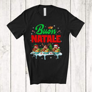 MacnyStore - Buon Natale; Adorable Christmas Lights Three Santa Elf Reindeer Gelato; Italian Food Lover T-Shirt