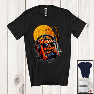 MacnyStore - Carved Pumpkin Wearing Headset Gaming; Joyful Halloween Moon Video Games; Gamer T-Shirt