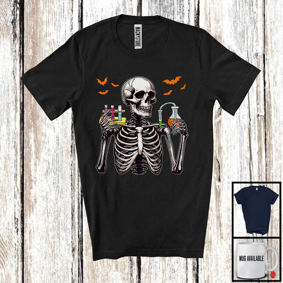 MacnyStore - Chemist Skeleton, Scary Halloween Costume Skeleton Skull Lover, Proud Careers Group T-Shirt