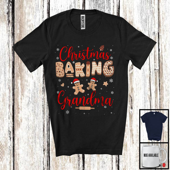 MacnyStore - Christmas Baking Grandma; Amazing Christmas Santa Gingerbreads; Snowing Cookies Family T-Shirt