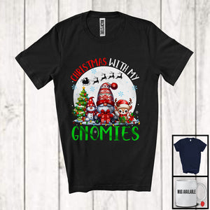 MacnyStore - Christmas With My Gnomies, Adorable Christmas Gnomes Reindeer Snowman, X-mas Tree Lights T-Shirt