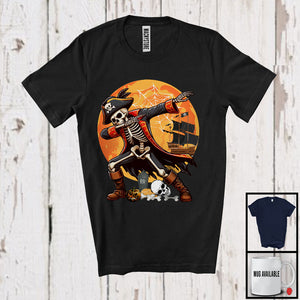 MacnyStore - Dabbing Skeleton In Pirate Costume, Scary Halloween Moon Skeleton Lover, Family Group T-Shirt