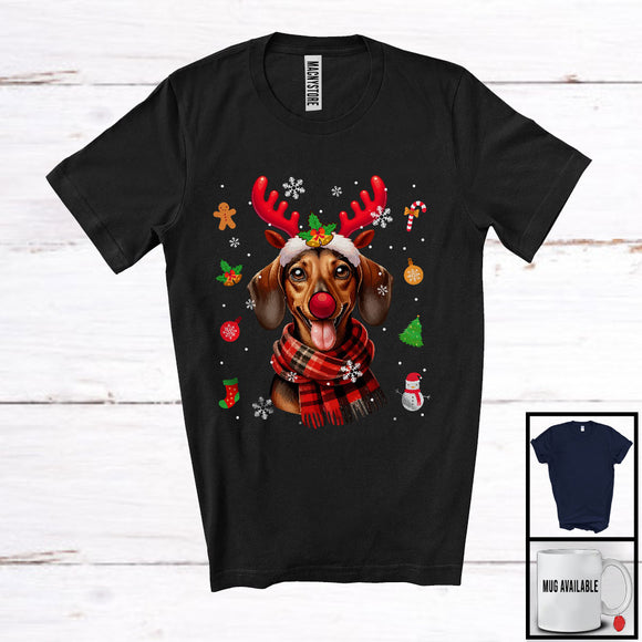 MacnyStore - Dachshund Reindeer; Humorous Christmas Plaid Reindeer Face Snow Around; X-mas Family Group T-Shirt