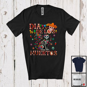 MacnyStore - Dia De Los Muertos; Adorable Cat Flowers Sugar Skull Skeleton; Floral Mexican Family Group T-Shirt