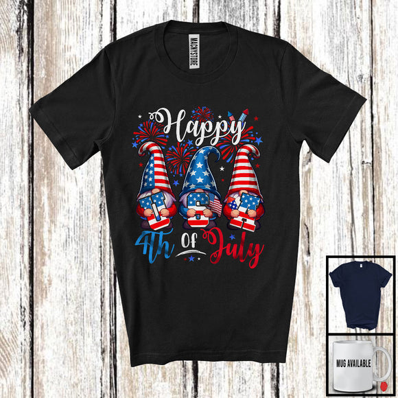 MacnyStore - Happy 4th Of July, Lovely Independence Day Three Gnomes Gnomies, USA America Flag Patriotic T-Shirt