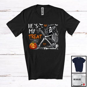 MacnyStore - He's My Treat, Horror Halloween Costume Skeleton Trick Or Treat, Pumpkin Couple Lover T-Shirt