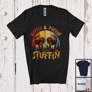 MacnyStore - Huffin And Puffin For Stuffin, Joyful Thanksgiving Running Turkeys Pilgrim, Vintage Retro Family T-Shirt