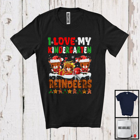 MacnyStore - I Love My Kindergarten Reindeers, Lovely Christmas Three Reindeers Snowing, Teaching Teacher Group T-Shirt