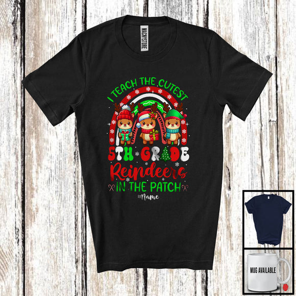 MacnyStore - I Teach The Cutest 5th Grade Reindeers; Lovely Christmas Rainbow Three Reindeers; X-mas Teacher T-Shirt