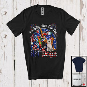 MacnyStore - I'm Only Here For The Hot Dogs, Lovely 4th Of July American Flag Beagle Owner, Patriotic T-Shirt