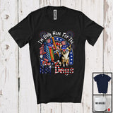 MacnyStore - I'm Only Here For The Hot Dogs, Lovely 4th Of July American Flag Chihuahua Owner, Patriotic T-Shirt