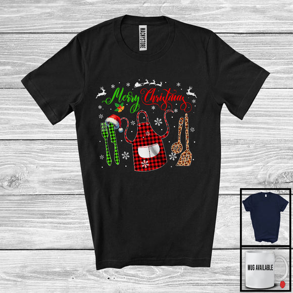 MacnyStore - Merry Christmas; Awesome X-mas Plaid Snowing Lunch Lady Tools; Lunch Lady Proud Jobs Group T-Shirt