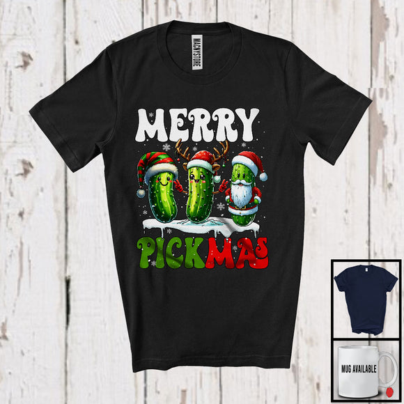 MacnyStore - Merry Pickmas; Adorable Christmas Snow Plaid Santa Reindeer ELF Pickle Fruit; X-mas Snowing T-Shirt