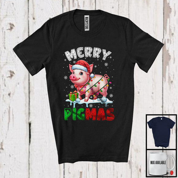 MacnyStore - Merry Pigmas; Adorable Christmas Santa Pig; X-mas Lights Snowing Farm Farmer T-Shirt