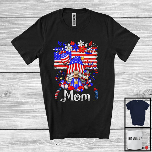 MacnyStore - Mom, Awesome 4th Of July American Flag Gnome, Independence Day Flowers Patriotic Group T-Shirt