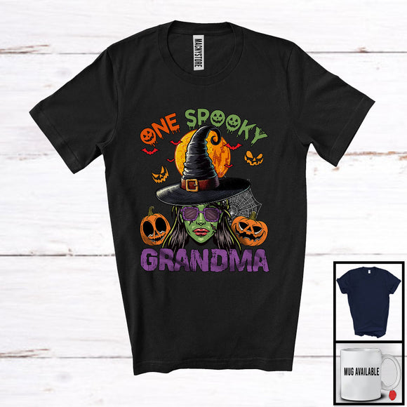 MacnyStore - One Spooky Grandma, Awesome Halloween Costume Witch Zombie Face Pumpkins, Family Group T-Shirt