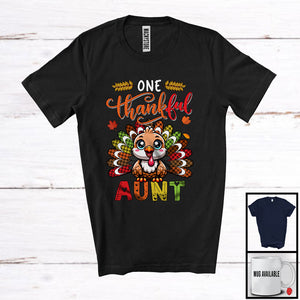 MacnyStore - One Thankful Aunt; Amusing Thanksgiving Turkey Plaid Tail; Autumn Leaf Family Group T-Shirt