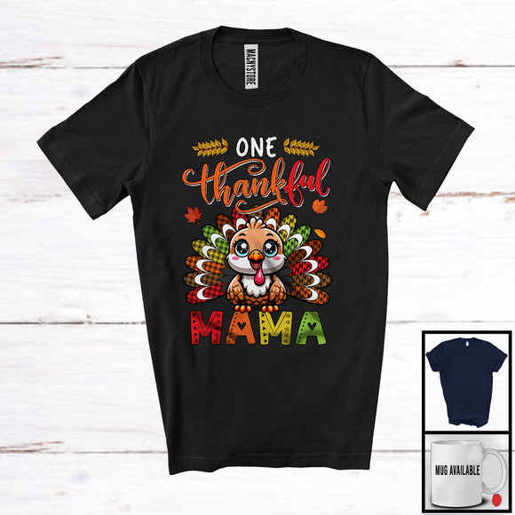 MacnyStore - One Thankful Mama; Amusing Thanksgiving Turkey Plaid Tail; Autumn Leaf Family Group T-Shirt