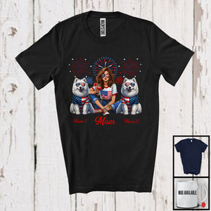 MacnyStore - Personalized Custom Name Mom With Two Samoyed, Amazing 4th Of July Fireworks Patriotic T-Shirt