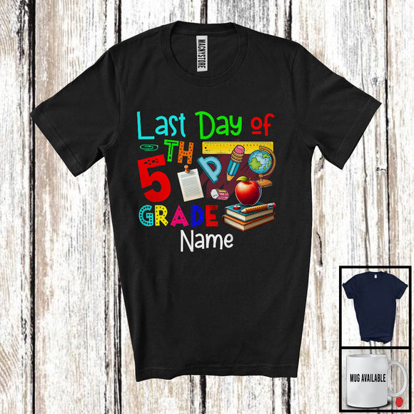 MacnyStore - Personalized Last Day Of 5th Grade, Colorful Summer Last Day Of School Things Books, Students T-Shirt