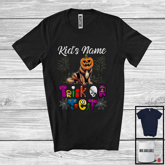 MacnyStore - Personalized Trick Or Treat, Humorous Halloween Leonberger Custom Name, Pumpkin Face T-Shirt