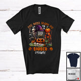 MacnyStore - Personalized You Don't Scare Me I'm A Barber, Scary Halloween Skeleton Pumpkin, Careers T-Shirt