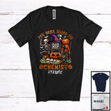 MacnyStore - Personalized You Don't Scare Me I'm A Chemist, Scary Halloween Skeleton Pumpkin, Careers T-Shirt