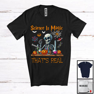 MacnyStore - Real Science Is Magic, Scary Halloween Skeleton Lover, Teacher Student School Subjects T-Shirt