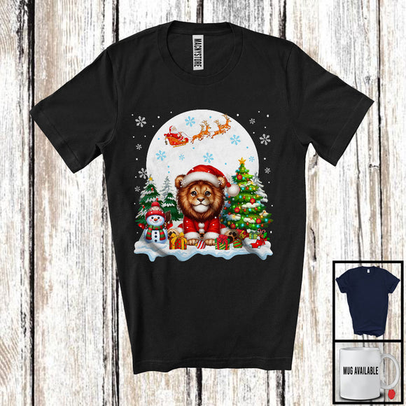 MacnyStore - Santa Lion With X-mas Tree Snowman, Adorable Christmas Santa Wild Animal, Family Group T-Shirt