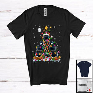 MacnyStore - Santa Reindeer Hockey Christmas Tree, Amazing X-mas Lights Snow, Sport Player Team T-Shirt