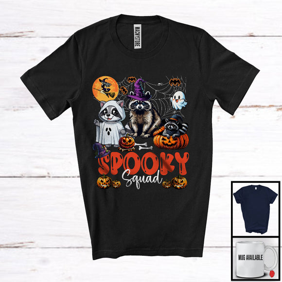 MacnyStore - Spooky Squad, Scary Halloween Costume Three Witch Boo Ghost Raccoon, Pumpkin Animal Lover T-Shirt