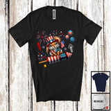 MacnyStore - Squirrel Riding Firecracker, Amazing 4th Of July American Flag Firecracker, Animal Zoo Lover T-Shirt