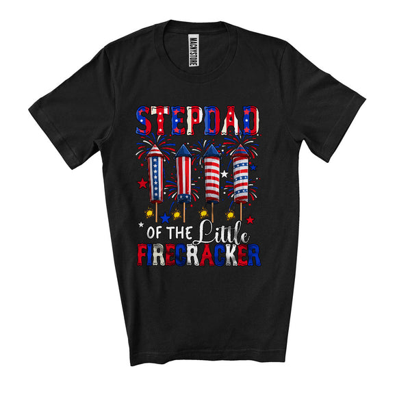 MacnyStore - Stepdad Of The Little Firecracker, Joyful 4th Of July Firework US Flag, Matching Family Group T-Shirt