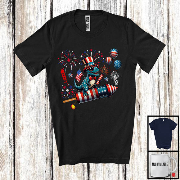 MacnyStore - T-Rex Riding Firecracker, Amazing 4th Of July American Flag Firecracker, Animal T-Rex Lover T-Shirt