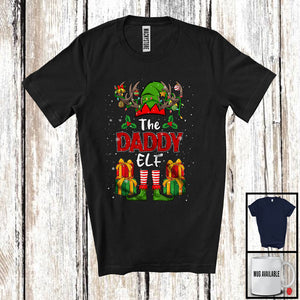 MacnyStore - The Daddy Elf; Amazing Christmas Lights Reindeer Elf Costume; X-mas Family Group T-Shirt