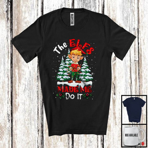 MacnyStore - The Elfs Made Me Do It; Humorous Christmas Tree Snowing Santa Naughty Elf; Family T-Shirt