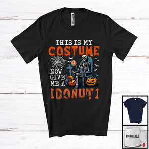 MacnyStore - This Is My Costume Now Give Me A Donut, Humorous Halloween Skeleton Eating, Food Lover T-Shirt