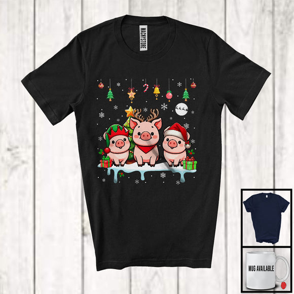 MacnyStore - Three Reindeer Santa Elf Pig; Cheerful Christmas Lights Pig; X-mas Animal Lover T-Shirt