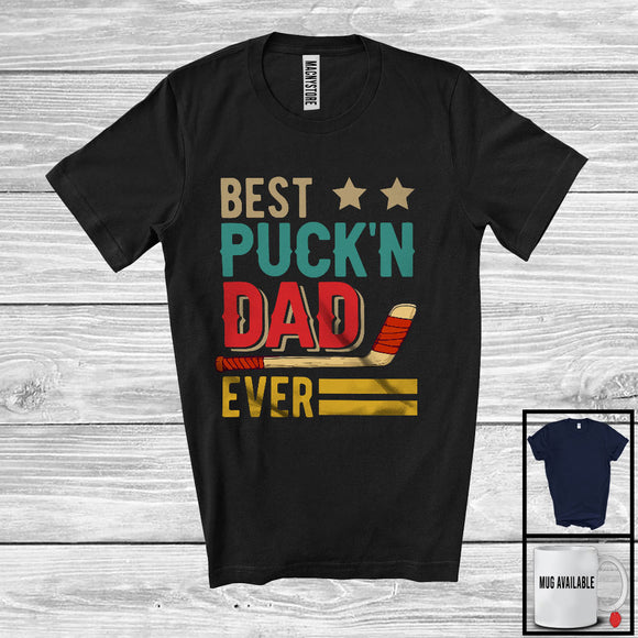 MacnyStore - Vintage Best Puck'n Dad Ever, Proud Father's Day Hockey Dad Player, Sport Playing Team T-Shirt
