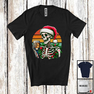 MacnyStore - Vintage Retro Santa Skeleton With Whiskey Glass; Sarcastic Christmas X-mas Drinking Drunker T-Shirt