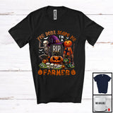 MacnyStore - You Don't Scare Me I'm A Farmer, Creepy Halloween Skeleton Pumpkin, Proud Careers T-Shirt