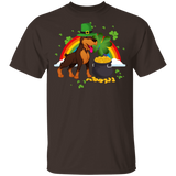 Leprechaun Dobermann Dog Lover St Patrick's Day Gifts T-Shirt - Macnystore