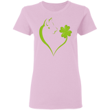 Dabbing Shamrock Dog Heart St Patrick's Day Irish Gifts Ladies T-Shirt - Macnystore