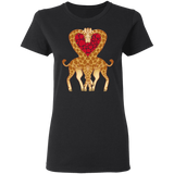 Cute Giraffe Heart Valentine Couple Gifts Ladies T-Shirt - Macnystore