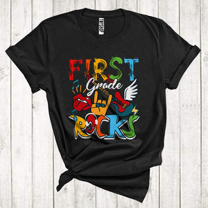 MacnyStore - First Day Of School First Grade Rocks Cool Electric Guitar Music Lover Kid Teacher Group T-Shirt