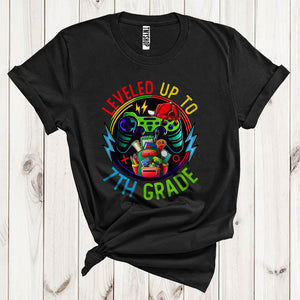 MacnyStore - Leveled Up To 7th Grade Cool Back To School First Day Of School Students Boy Video Games Lover T-Shirt